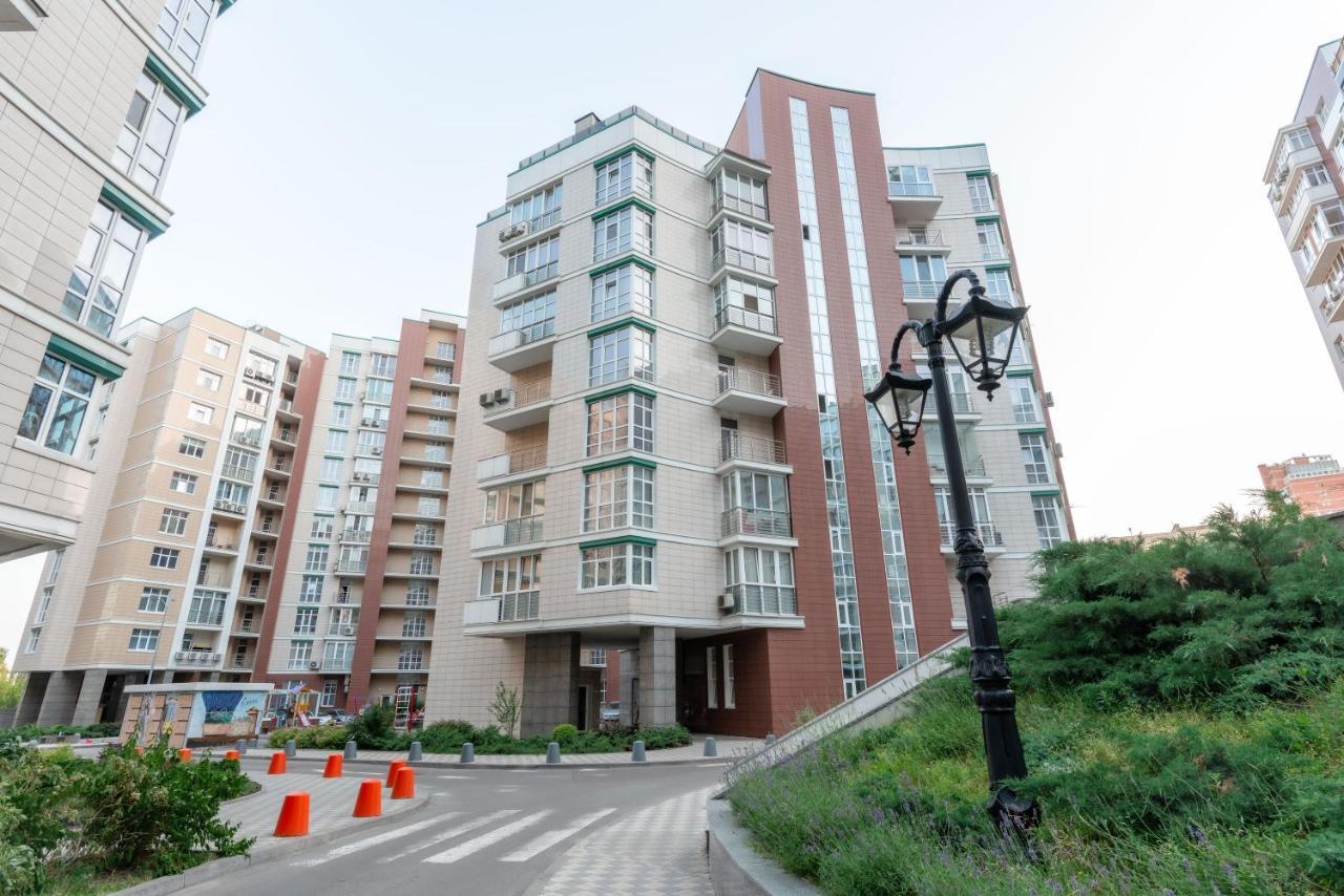 Eco Apartments In French Quarter Kiev Exteriör bild