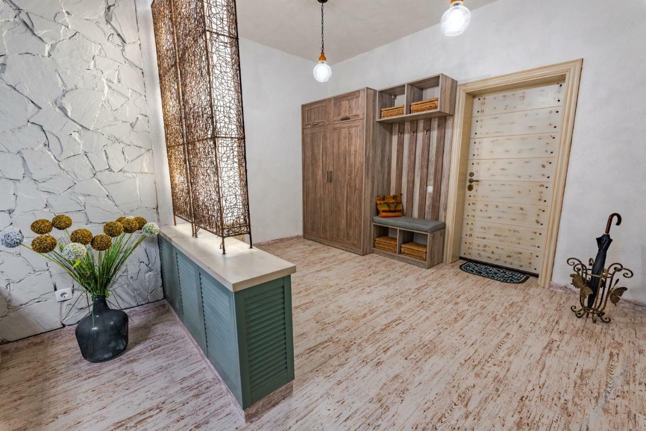 Eco Apartments In French Quarter Kiev Exteriör bild