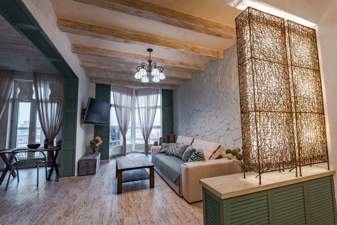 Eco Apartments In French Quarter Kiev Exteriör bild